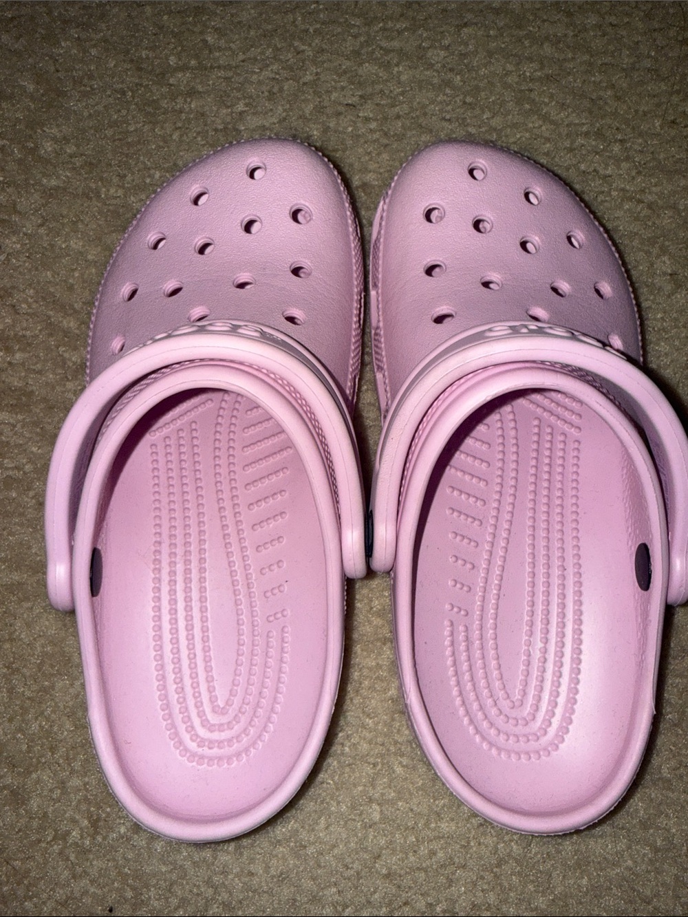 Pink Crocs women’s size 6